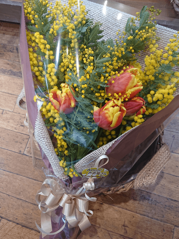 ミモザとお任せチューリップ５本の花束